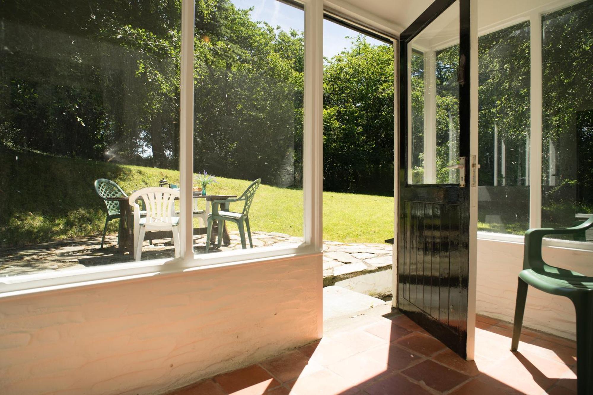 Garden Cottage Newcastle Emlyn Exterior photo